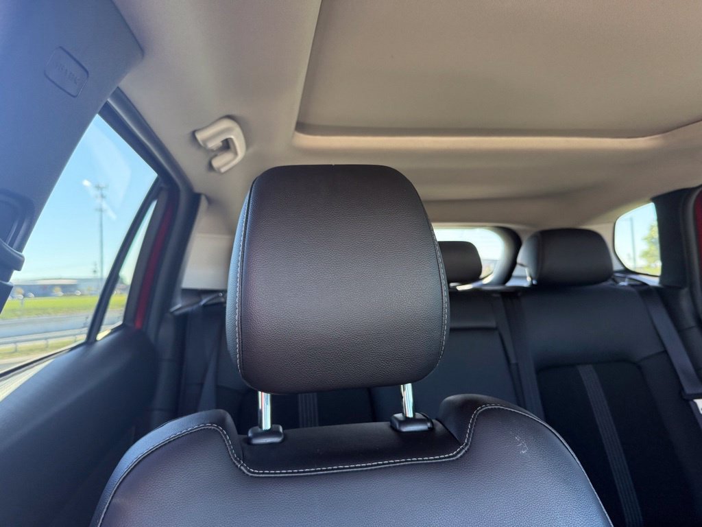 Used 2025 MAZDA CX-50 AWD 2.5 S w/ Premium Package image 33