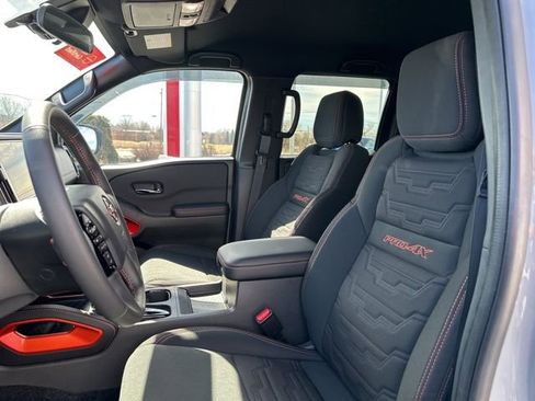 Certified 2025 Nissan Frontier PRO-4X w/ Interior Protection Package image 21