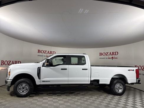 New 2026 Ford F250 XL w/ XL Chrome Package image 4