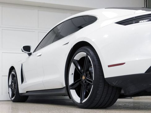 Used 2021 Porsche Taycan 4S AWD/4WD image 81