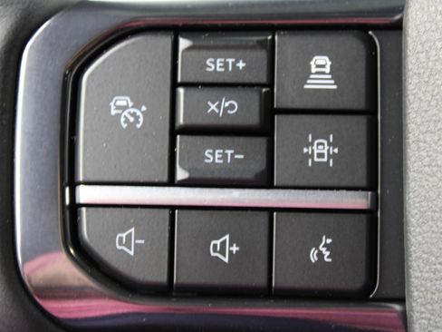 Used 2025 Ford F350 Platinum AWD/4WD image 68