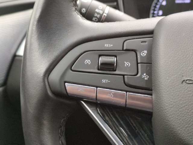 Used 2024 Cadillac XT6 Premium Luxury w/ LPO, Floor Liner Package AWD/4WD image 11