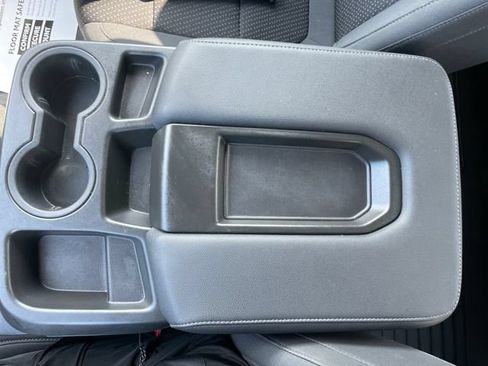 Used 2021 Chevrolet Silverado 1500 Custom Trail Boss AWD/4WD image 17