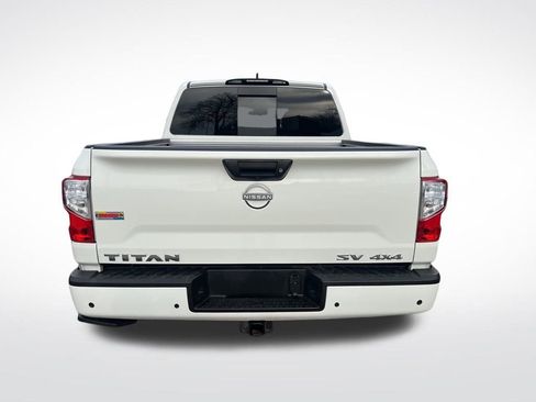 Certified 2024 Nissan Titan SV w/ SV Convenience Package image 46