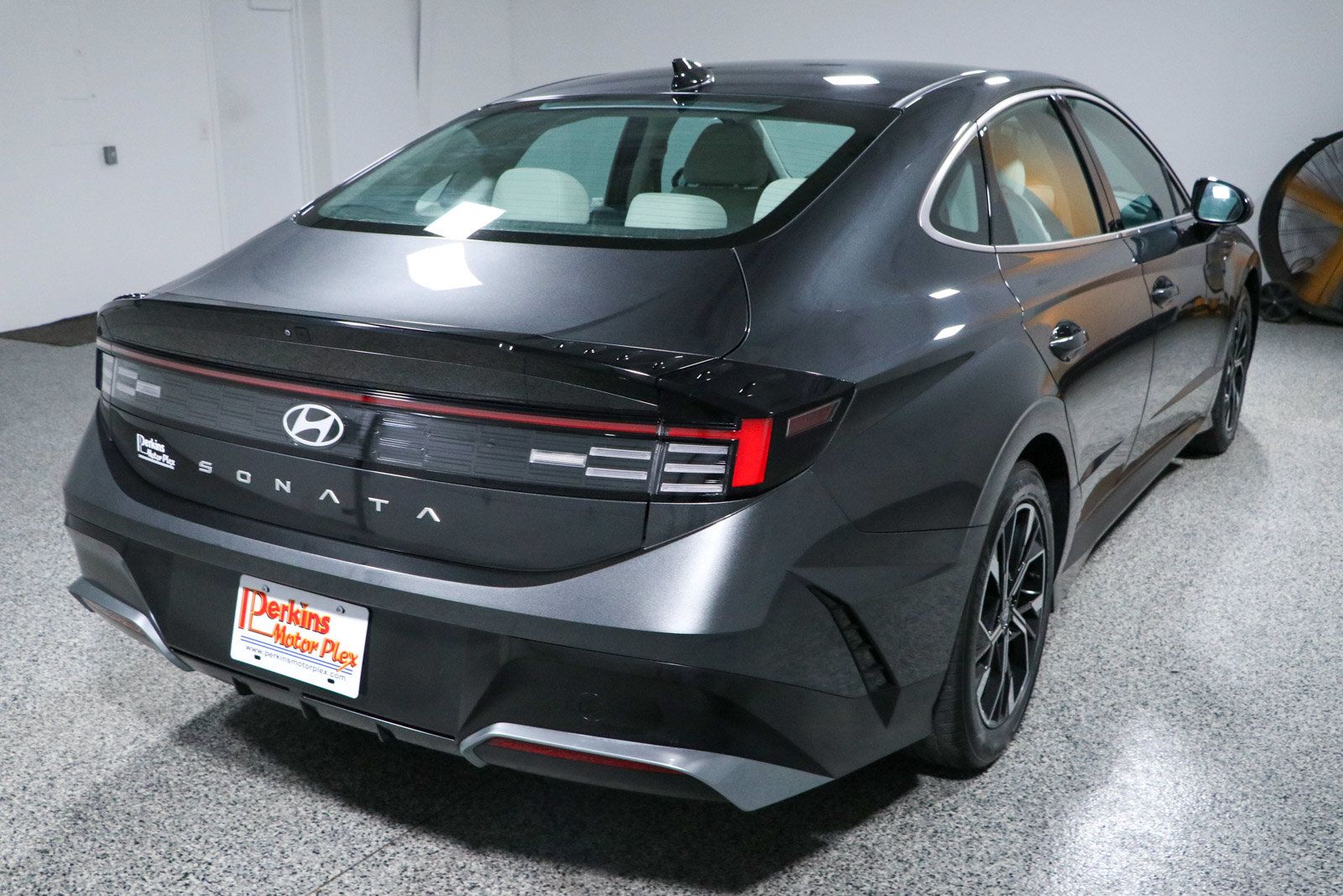 Used 2024 Hyundai Sonata SEL FWD image 7