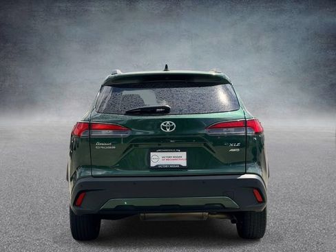 Used 2024 Toyota Corolla Cross XLE AWD/4WD image 3