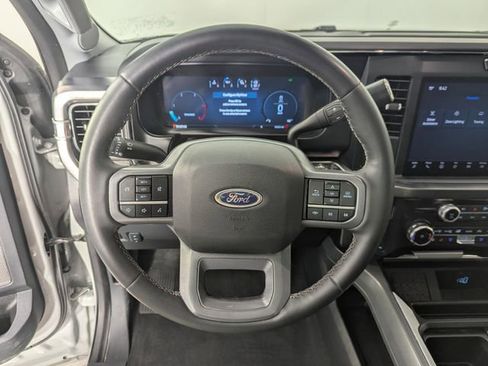 Used 2025 Ford F350 Lariat image 15