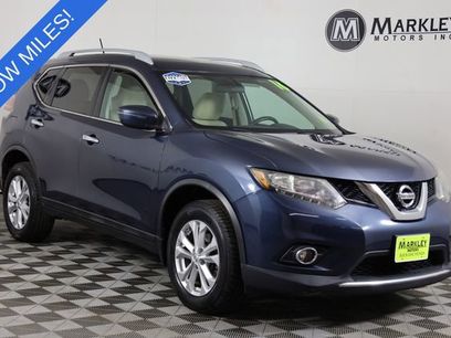 Used 2016 Nissan Rogue SV w/ SV Moonroof Package