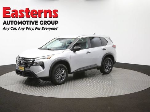 Used 2024 Nissan Rogue S AWD/4WD image 56