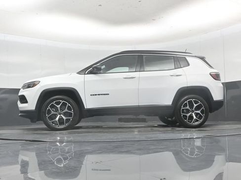Used 2025 Jeep Compass Limited AWD/4WD image 50