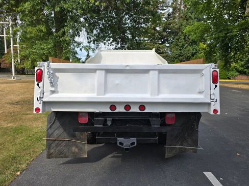 Used 2012 Ford F350 XL w/ Trailer Tow Pkg image 5