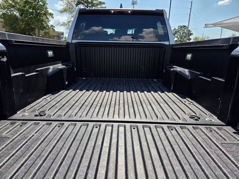Used 2025 Toyota Tacoma SR5 AWD/4WD image 19