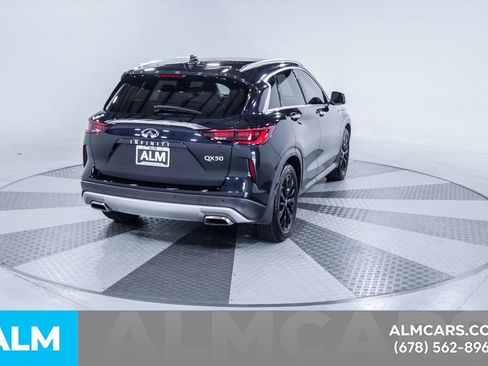 Used 2023 INFINITI QX50 Luxe FWD image 9