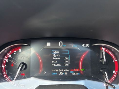 Used 2025 Toyota RAV4 XLE image 40