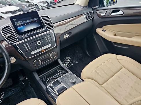 Certified 2019 Mercedes-Benz GLS 450 4MATIC image 37