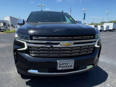 Used 2024 Chevrolet Tahoe Premier AWD/4WD image 3