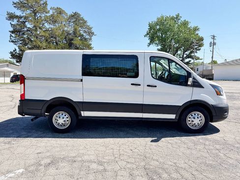 Used 2021 Ford Transit 250 Low Roof AWD image 4