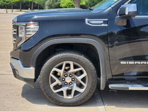 Used 2024 GMC Sierra 1500 SLT AWD/4WD image 8