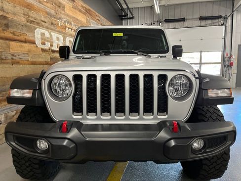 Used 2022 Jeep Gladiator Rubicon AWD/4WD image 6