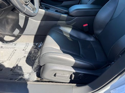 Used 2025 Honda Accord Sport image 15