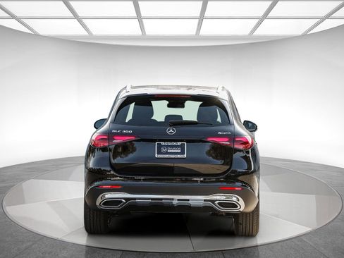 New 2026 Mercedes-Benz GLC 300 4MATIC image 3