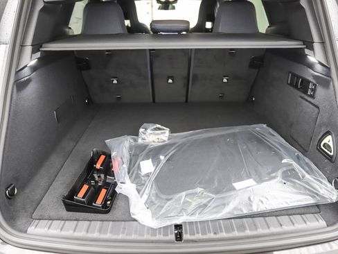 New 2026 BMW iX xDrive45 image 23