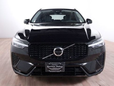 Certified 2025 Volvo XC60 B5 Plus w/ Climate Package AWD/4WD image 2