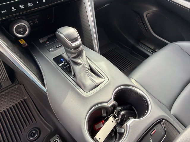 Used 2024 Toyota Venza XLE AWD/4WD image 20
