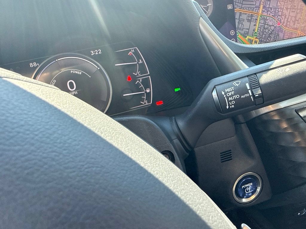 Used 2021 Lexus ES 300h w/ Accessory Package FWD image 34
