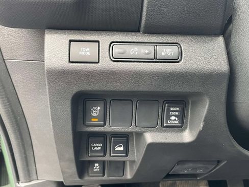 Used 2023 Nissan Frontier SV w/ SV Convenience Package AWD/4WD image 19