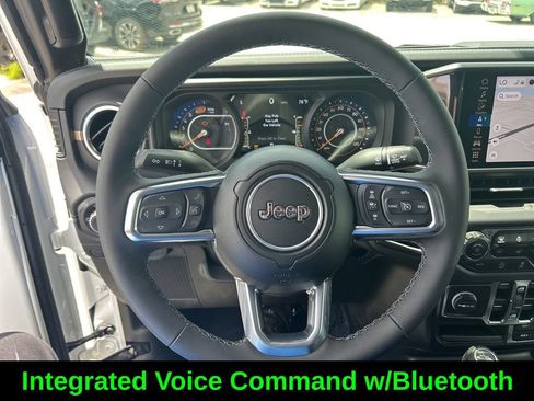 Certified 2025 Jeep Wrangler Unlimited Sahara AWD/4WD image 17