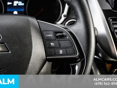 Used 2024 Mitsubishi Eclipse Cross SE image 29