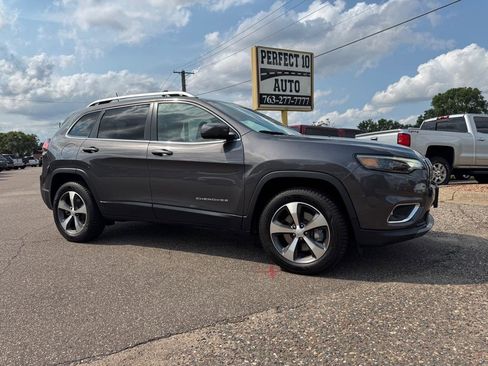 Used 2020 Jeep Cherokee Limited AWD/4WD image 3