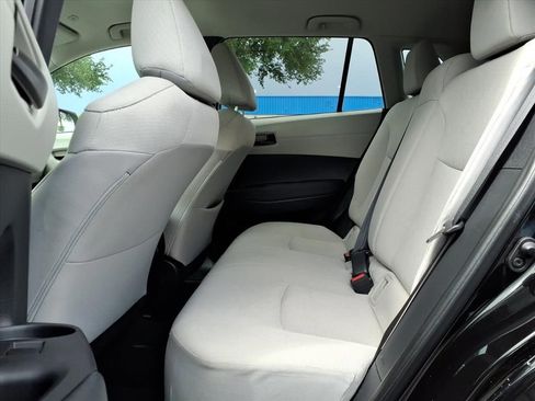 Used 2024 Toyota Corolla Cross LE FWD image 19