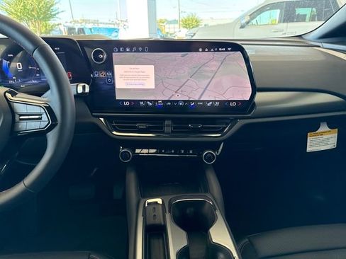 New 2026 Chevrolet Equinox EV RS image 17