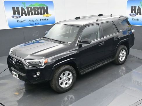 Used 2024 Toyota 4Runner SR5 image 23