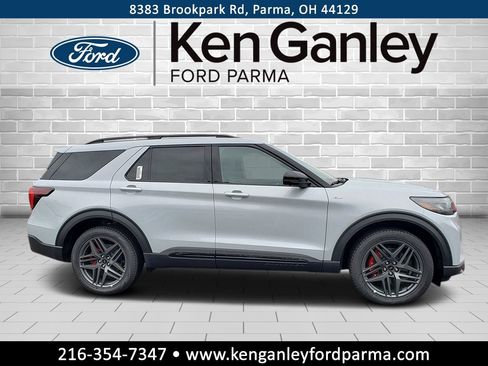 New 2026 Ford Explorer ST-Line w/ ST-Line Street Pack image 4