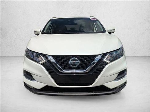 Used 2020 Nissan Rogue Sport SV w/ All-Weather Package FWD image 2