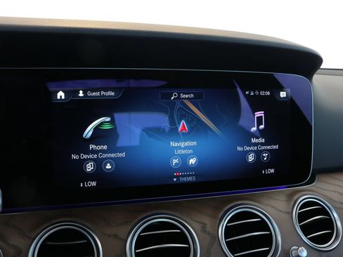 Used 2022 Mercedes-Benz E 350 4MATIC Sedan image 16