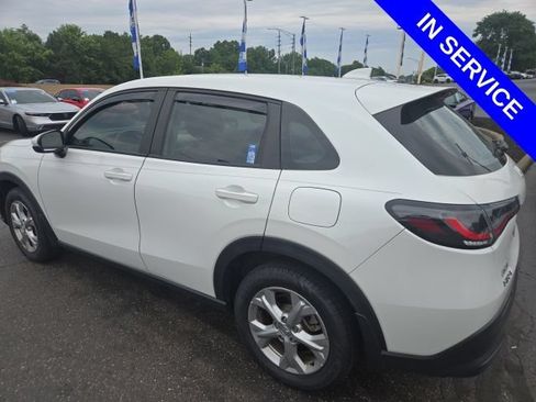 Used 2023 Honda HR-V LX image 5