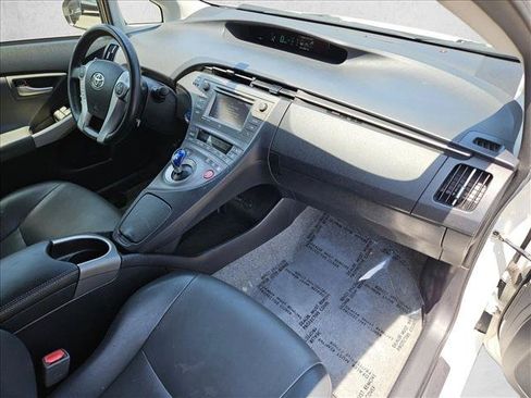 Used 2014 Toyota Prius Four FWD image 21