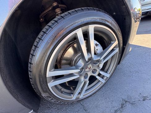 Used 2013 Porsche Panamera S w/ Premium Pkg Plus RWD image 35