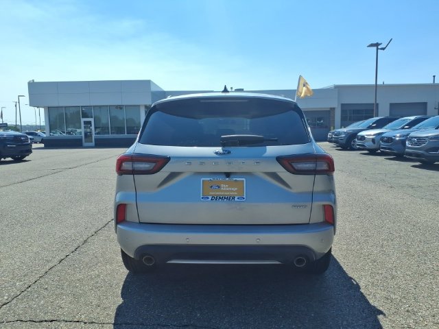 Certified 2024 Ford Escape ST-Line Select w/ Tech Pack #1 AWD/4WD image 6