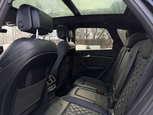 Used 2023 Audi SQ5 Prestige w/ Prestige Package image 22
