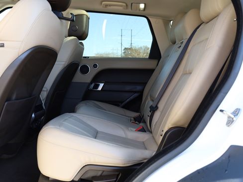 Used 2018 Land Rover Range Rover Sport Supercharged image 17