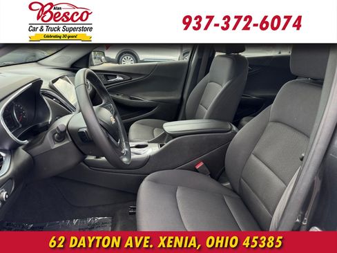 Used 2016 Chevrolet Malibu LT FWD image 10