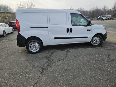 Used 2018 RAM ProMaster City Tradesman image 6