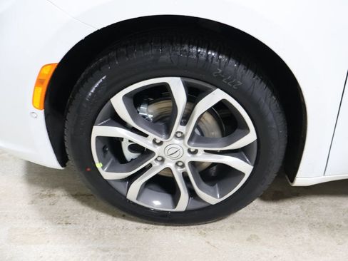 New 2026 Chrysler Pacifica Pinnacle image 6