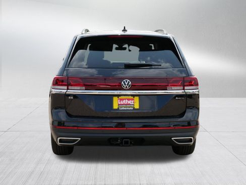 Used 2026 Volkswagen Atlas SE AWD/4WD image 6