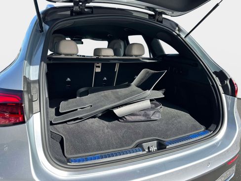 Certified 2025 Mercedes-Benz GLC 350e 4MATIC image 10